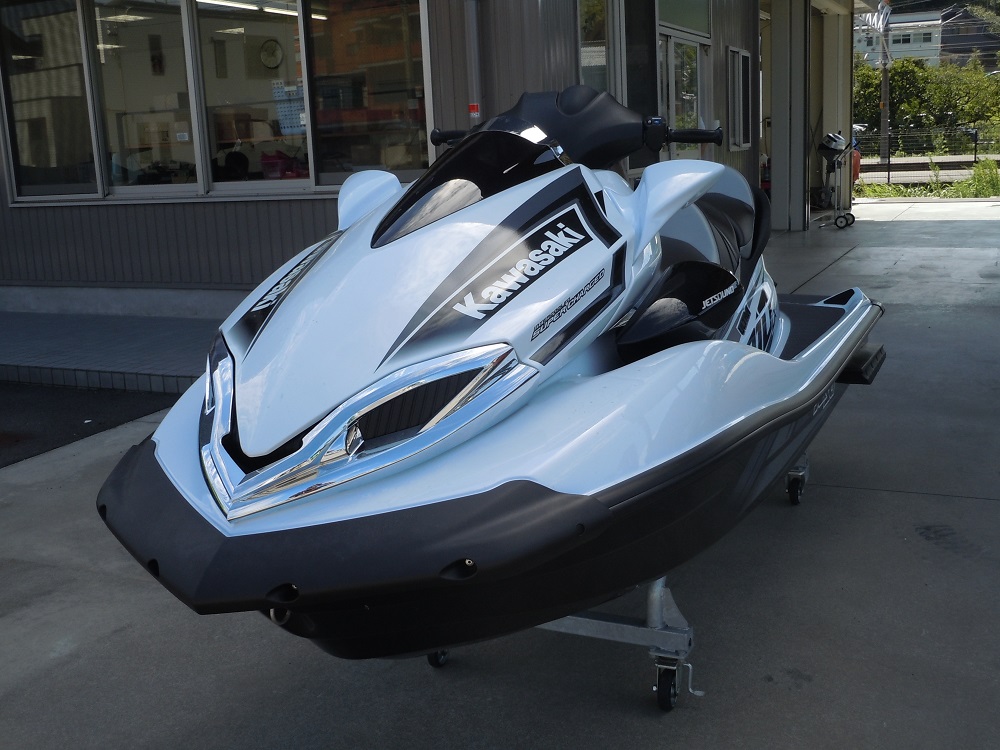 ULTRA310LX（カワサキ）　2016年 　187万円入荷！