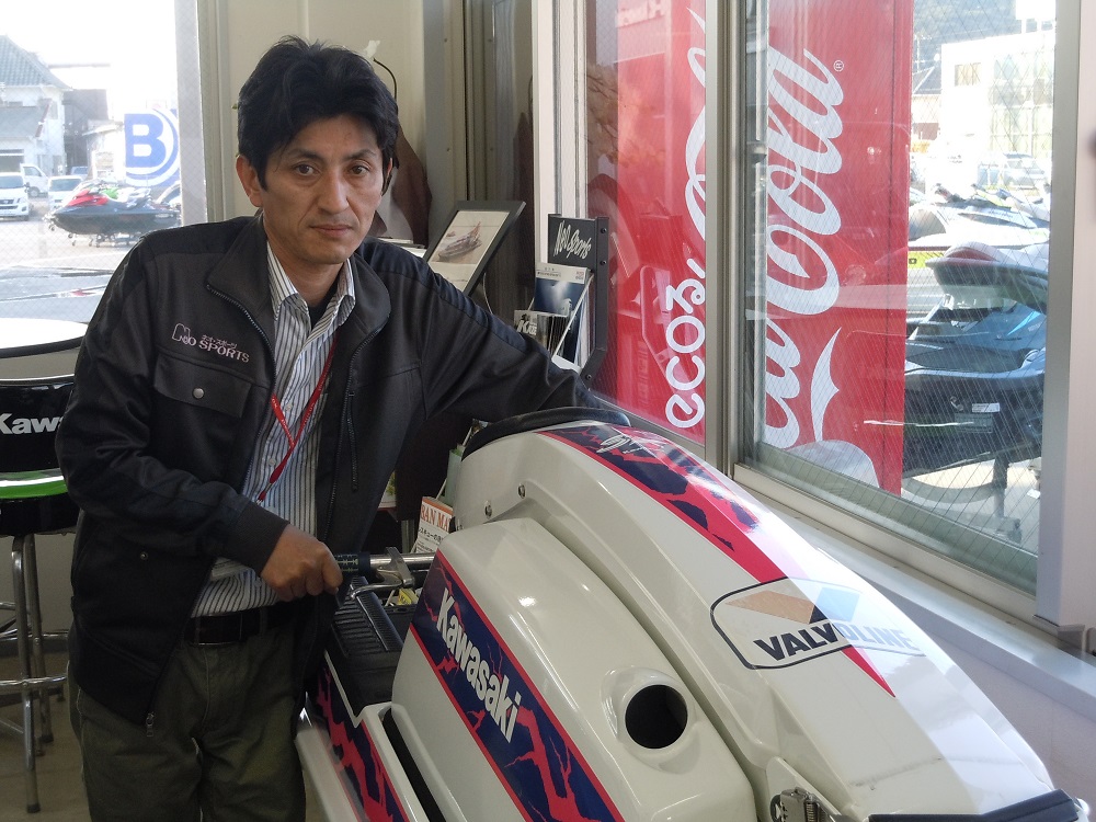 25年前はジェットスキー550SXが9000台売れたそうです。