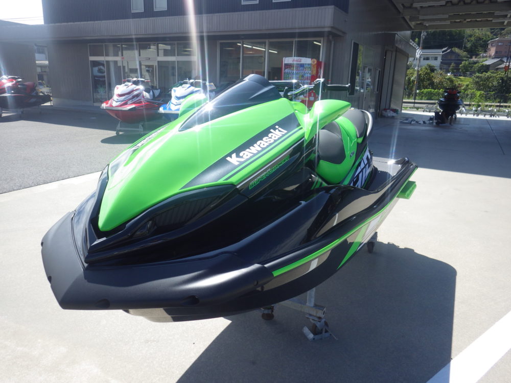 カワサキ ULTRA 310シリーズ何が違う・・・？？ ｜ネオスポーツ