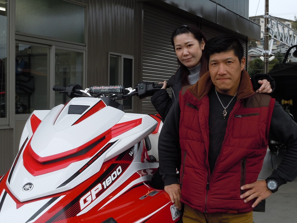ハンドル系は交換してな〜　ヤマハGP1800の納艇です。