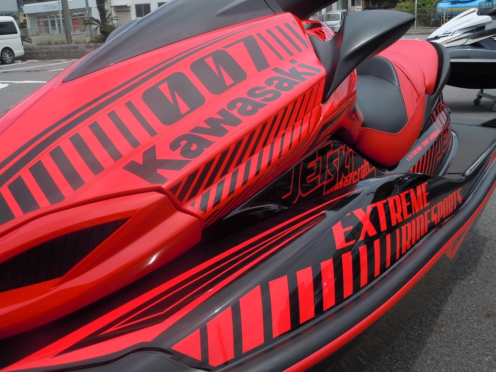 まるでスパイダーマン！　カワサキULTRA310XSE
