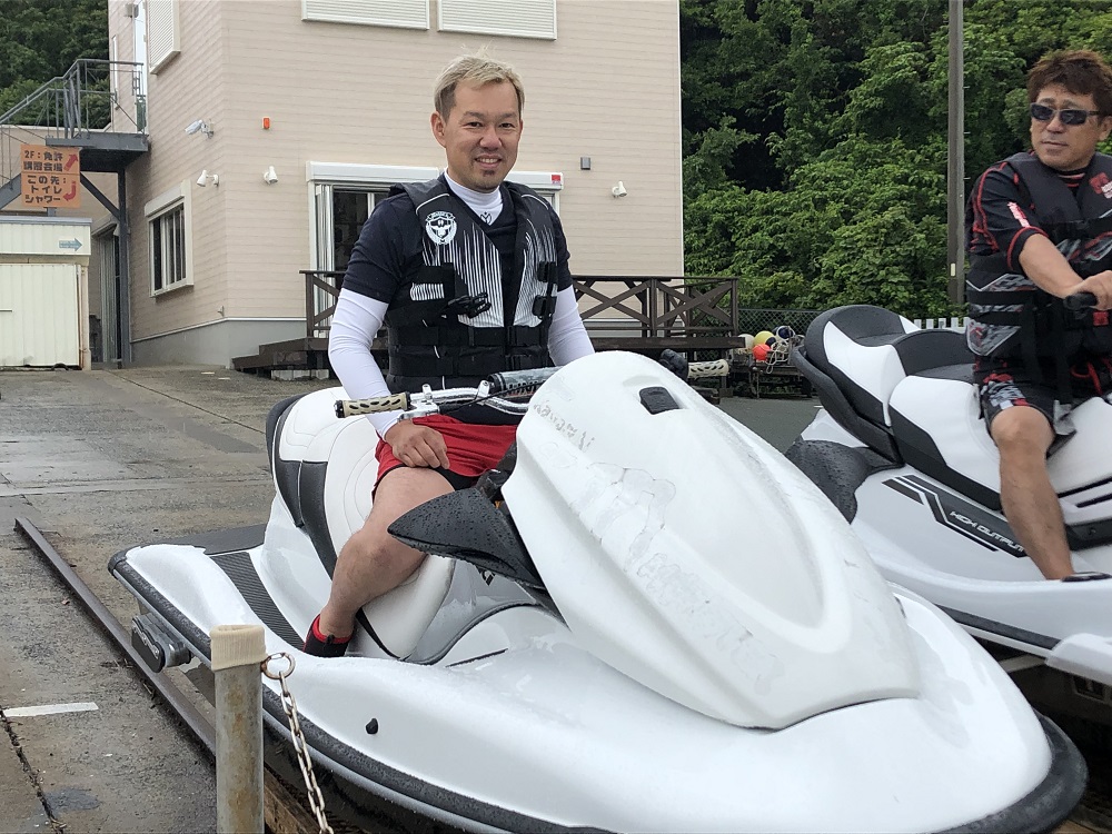 初めてのジェット購入　STX15Fの納艇です。