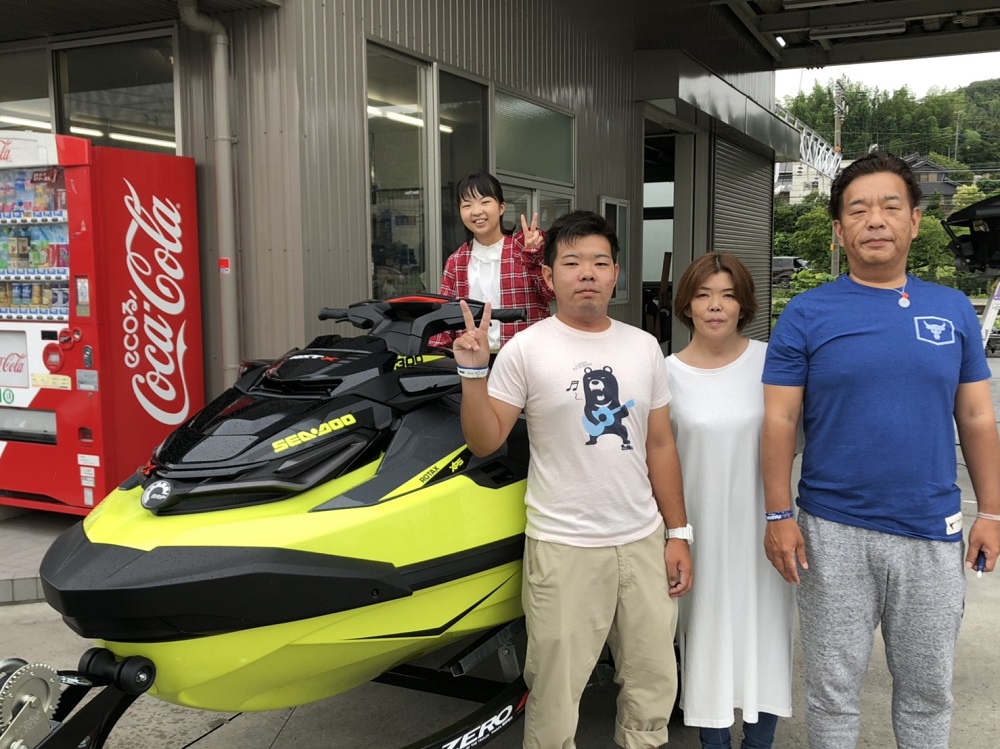 ジェット家族(^o^)／　シードゥーRXT-X300RSの納艇です
