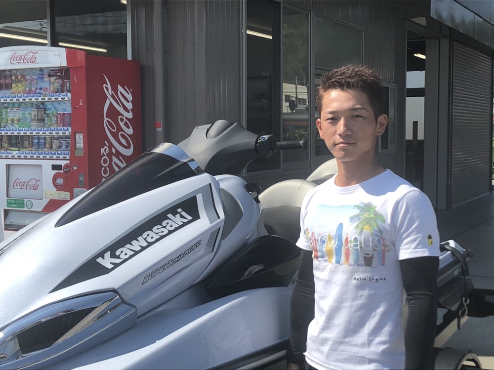 買うならカワサキと決めてました　ULTRA310LX納艇です。