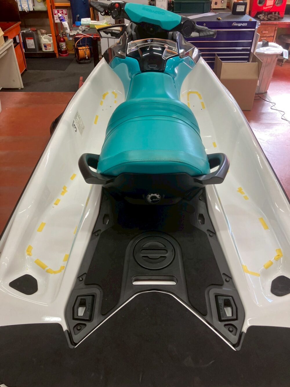 SEADOO デッキマットの交換